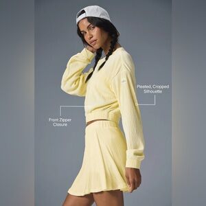 Alo XS Yellow Crepe Zip Up Jacket